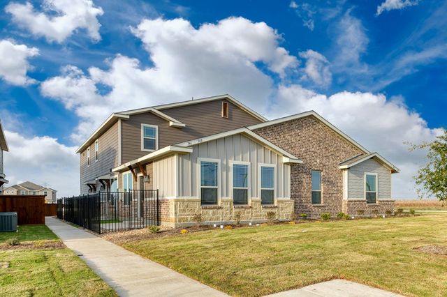 700 Fallow Drive, Venus, TX 76084