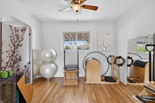 420 Manzano Street NE, Albuquerque, NM 87108
