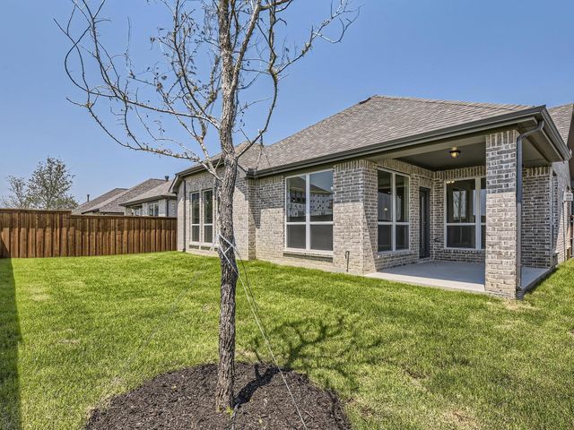 207 Buffalo Boulevard, Rhome, TX 76078