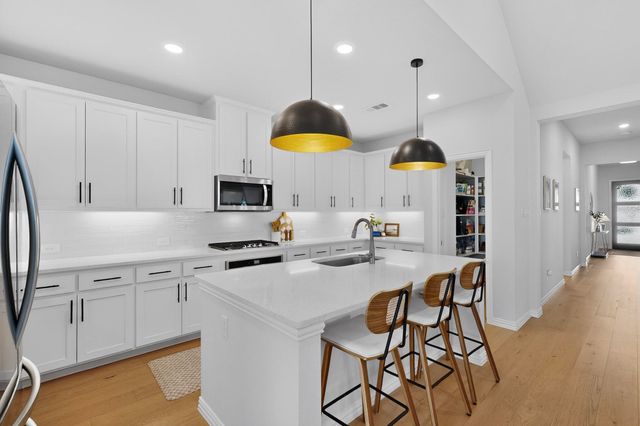 207 Buffalo Boulevard, Rhome, TX 76078