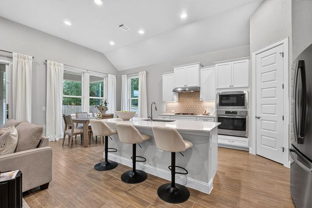 8505 Moccasin PATH, Austin, TX 78736