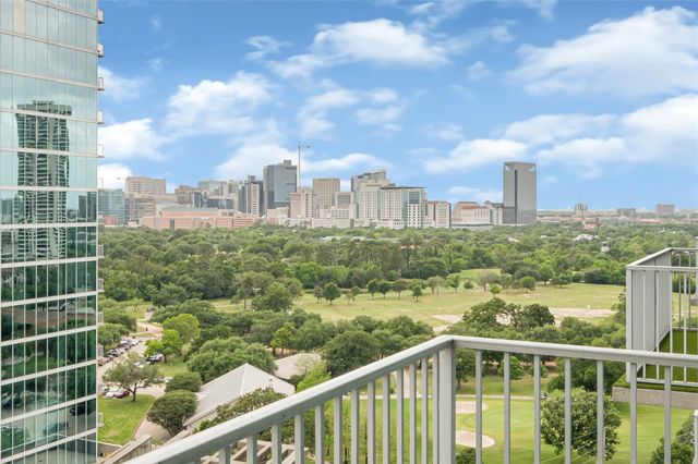 5925 Almeda Road 11406, Houston, TX 77004