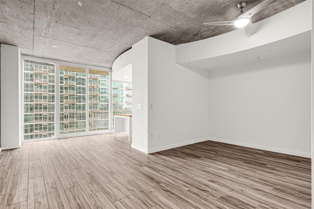5925 Almeda Road 11406, Houston, TX 77004