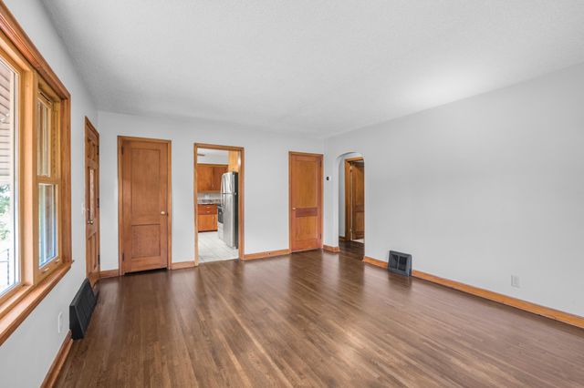 539 Brisbin Street, Anoka, MN 55303