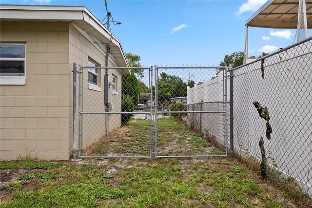 909 URSULA STREET, Ocoee, FL 34761