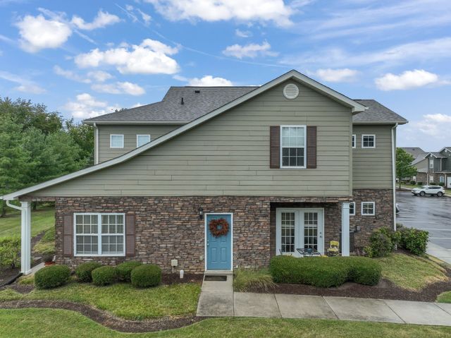 1052 Pinehurst Dr, Spring Hill, TN 37174
