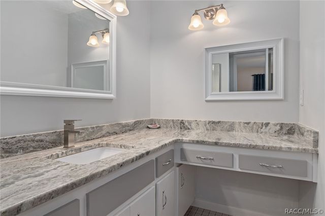 3334 S Royal Oaks Drive, Inverness, FL 34452