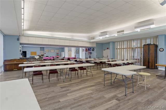 3334 S Royal Oaks Drive, Inverness, FL 34452