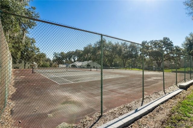 3334 S Royal Oaks Drive, Inverness, FL 34452