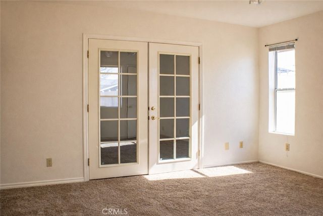 7407 Kenyon, Hesperia, CA 92345