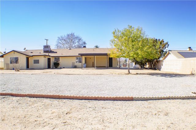 7407 Kenyon, Hesperia, CA 92345