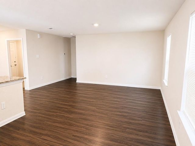 5609 Langley Road, Houston, TX 77016