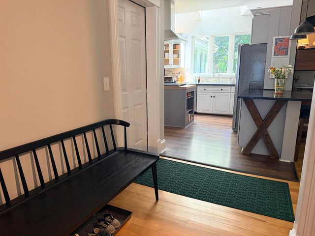 54 Muirfield Road, Burlington, VT 05408