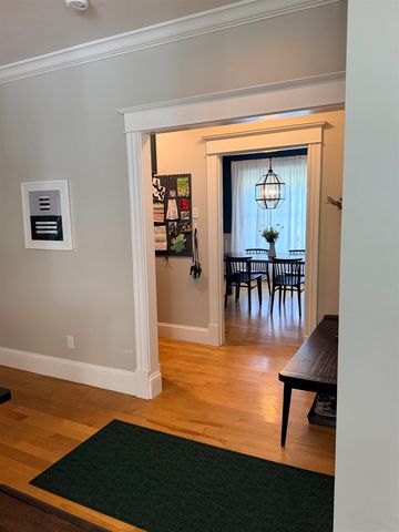 54 Muirfield Road, Burlington, VT 05408