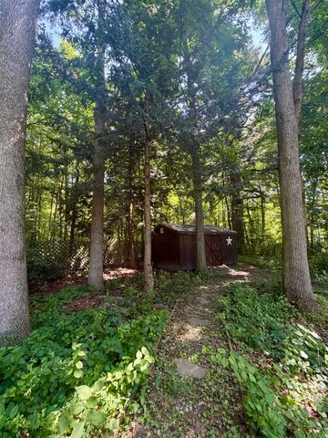 54 Muirfield Road, Burlington, VT 05408