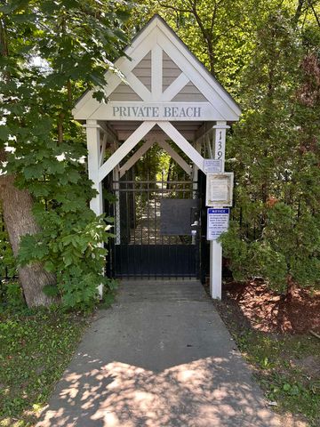 54 Muirfield Road, Burlington, VT 05408
