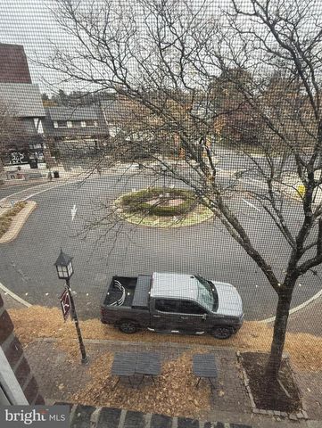 274 N KESWICK AVE, Glenside, PA 19038