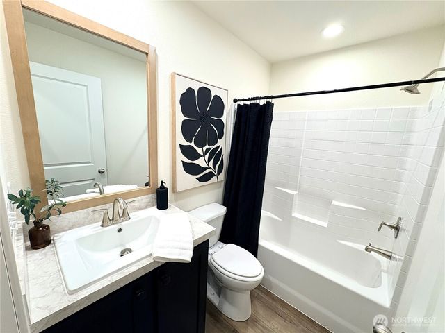 763 Eadon Rd, Toledo, WA 98591