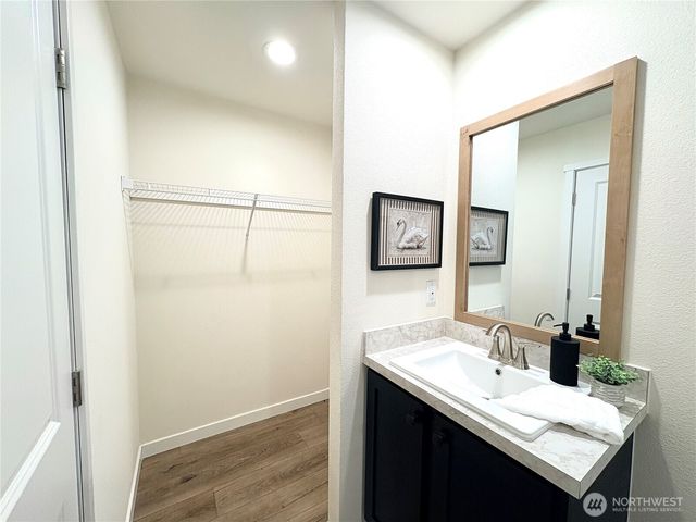 763 Eadon Rd, Toledo, WA 98591