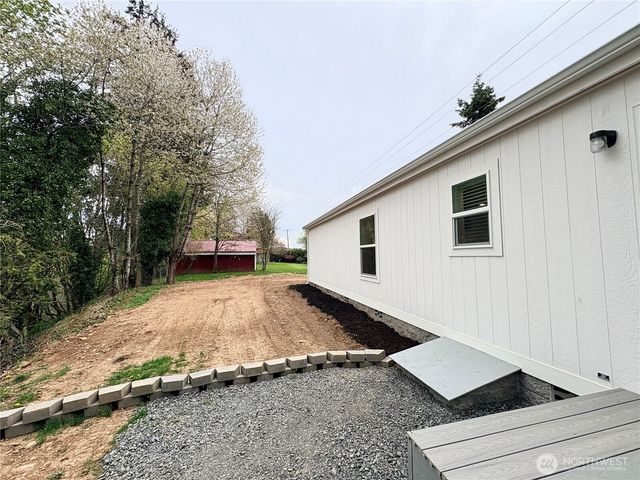 763 Eadon Rd, Toledo, WA 98591