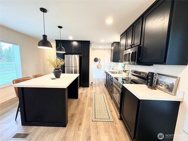 763 Eadon Rd, Toledo, WA 98591