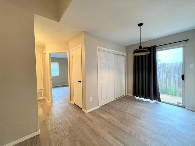 12214 Thompkins DR B, Austin, TX 78753