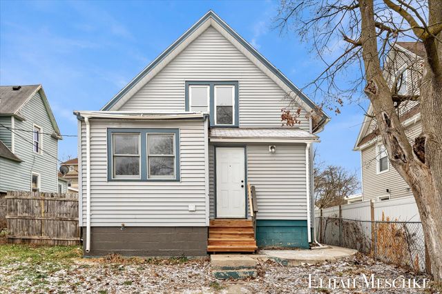 1728 Francis Avenue SE, Grand Rapids, MI 49507