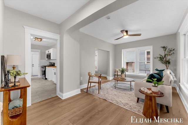 1728 Francis Avenue SE, Grand Rapids, MI 49507