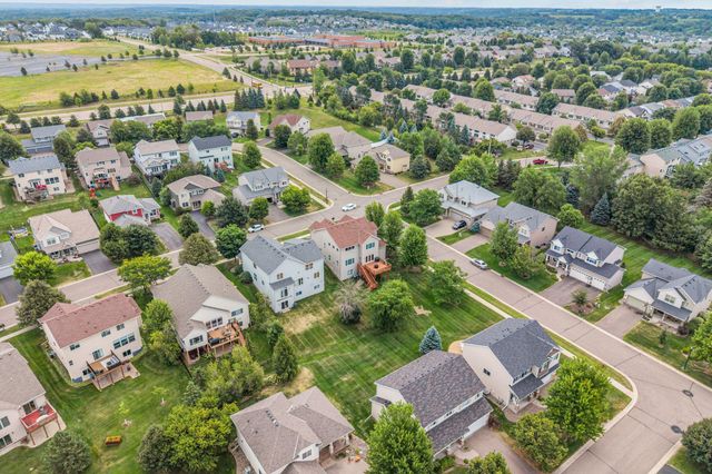 950 Drew Drive, Woodbury, MN 55129