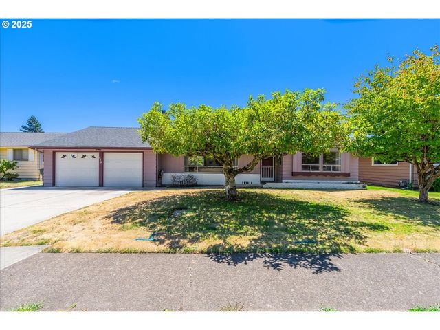 674 DEARBORN Ave N, Keizer, OR 97303