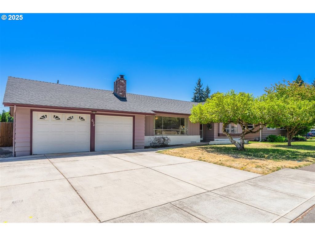 674 DEARBORN Ave N, Keizer, OR 97303