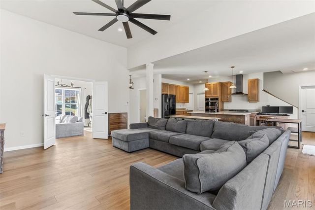 3655 Bullsway Drive, Imperial, MO 63052