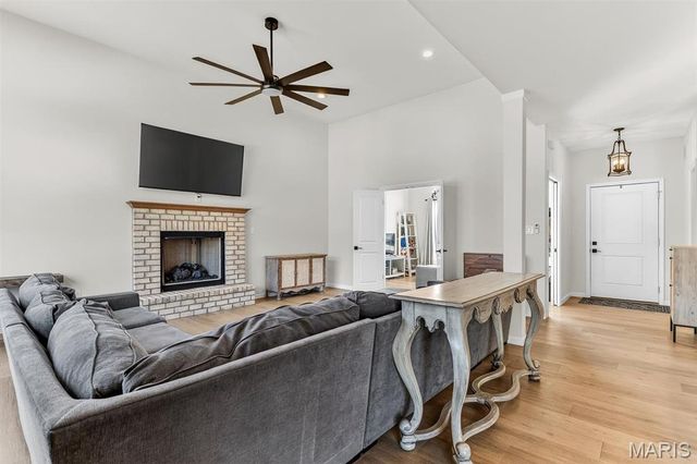 3655 Bullsway Drive, Imperial, MO 63052