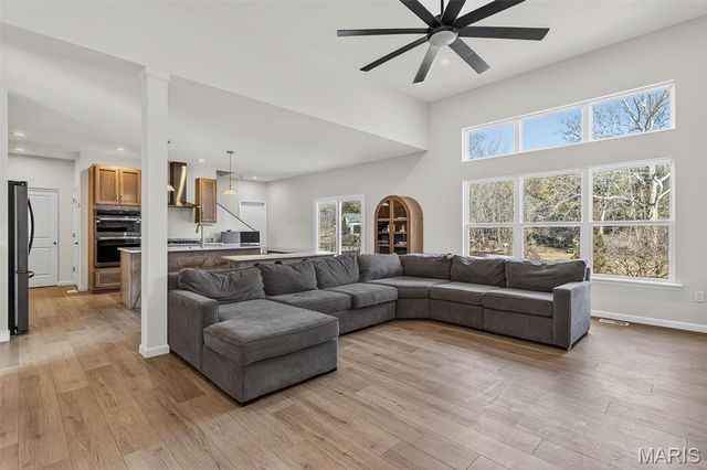 3655 Bullsway Drive, Imperial, MO 63052