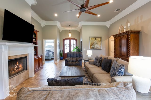 359 Hallmark Drive, Stonewall, LA 71078