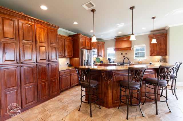 359 Hallmark Drive, Stonewall, LA 71078