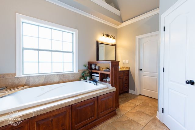 359 Hallmark Drive, Stonewall, LA 71078