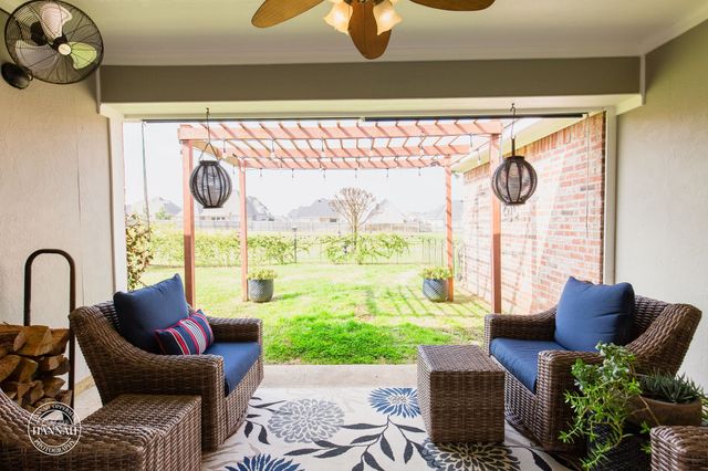 359 Hallmark Drive, Stonewall, LA 71078