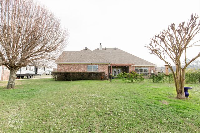 359 Hallmark Drive, Stonewall, LA 71078