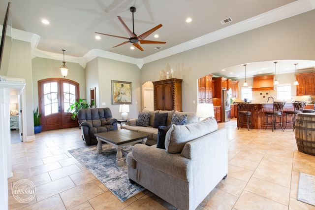 359 Hallmark Drive, Stonewall, LA 71078