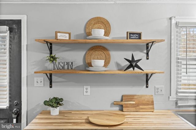 9523 BROCK RD, Spotsylvania, VA 22553