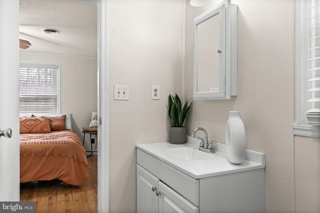 9523 BROCK RD, Spotsylvania, VA 22553