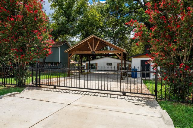 2516 Wildwood Way, Tool, TX 75143