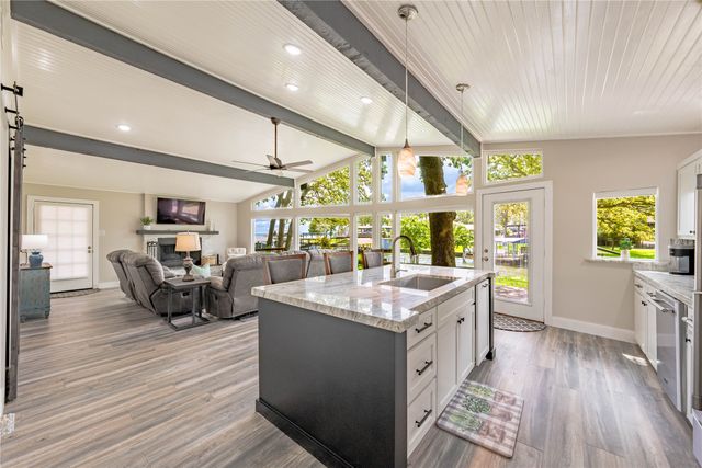 2516 Wildwood Way, Tool, TX 75143