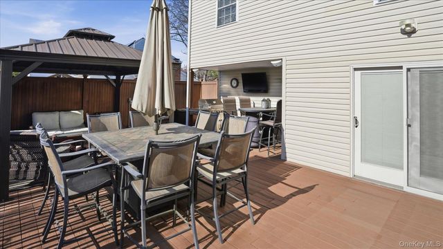 20 Camp Drive, Selden, NY 11784