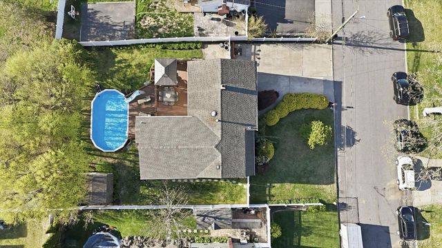 20 Camp Drive, Selden, NY 11784