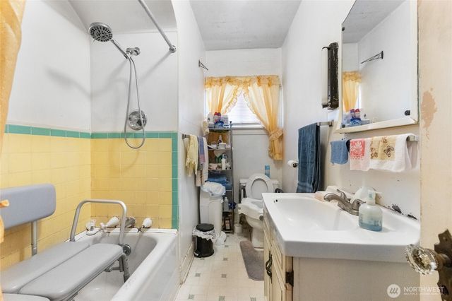 4830 S C Street, Tacoma, WA 98408