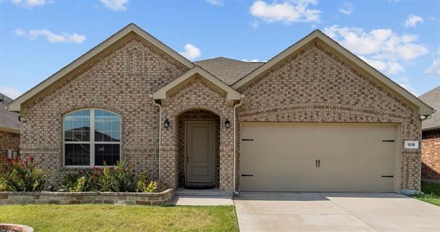 1215 Crescent View Drive, Anna, TX 75409