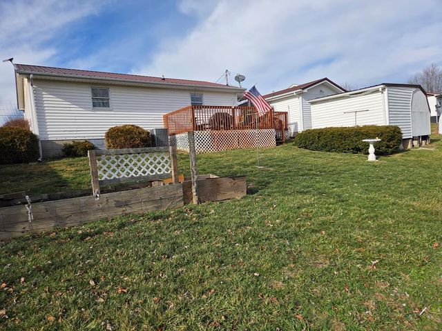 316 Highridge Drive, Flemingsburg, KY 41041