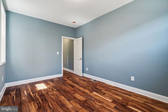 1125 S 55TH ST, Philadelphia, PA 19143